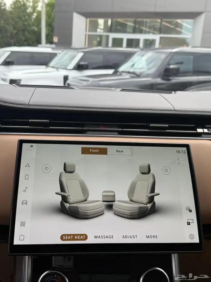 للبيع رانج روفر فوج فئه Auto موديل 2023 بسعر خرافي وارد كند 11