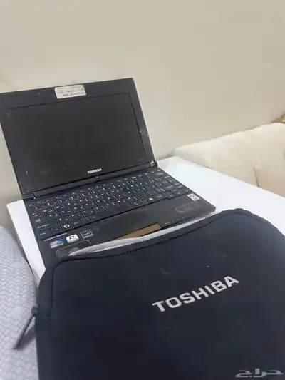 لاب توب توشيبا صغير للبيع 1