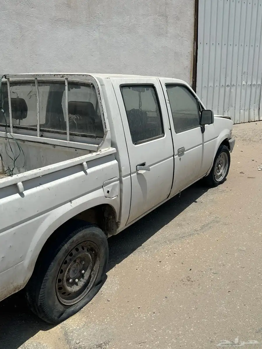 للبيع داتسون 94 تشليح 1