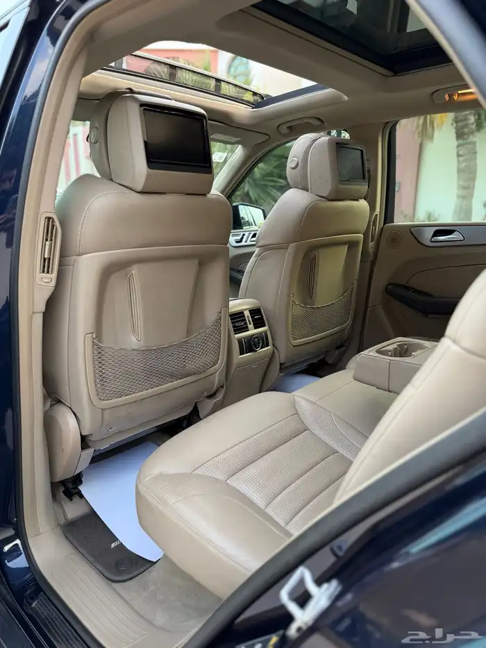 MERCEDES ML63 2013 17