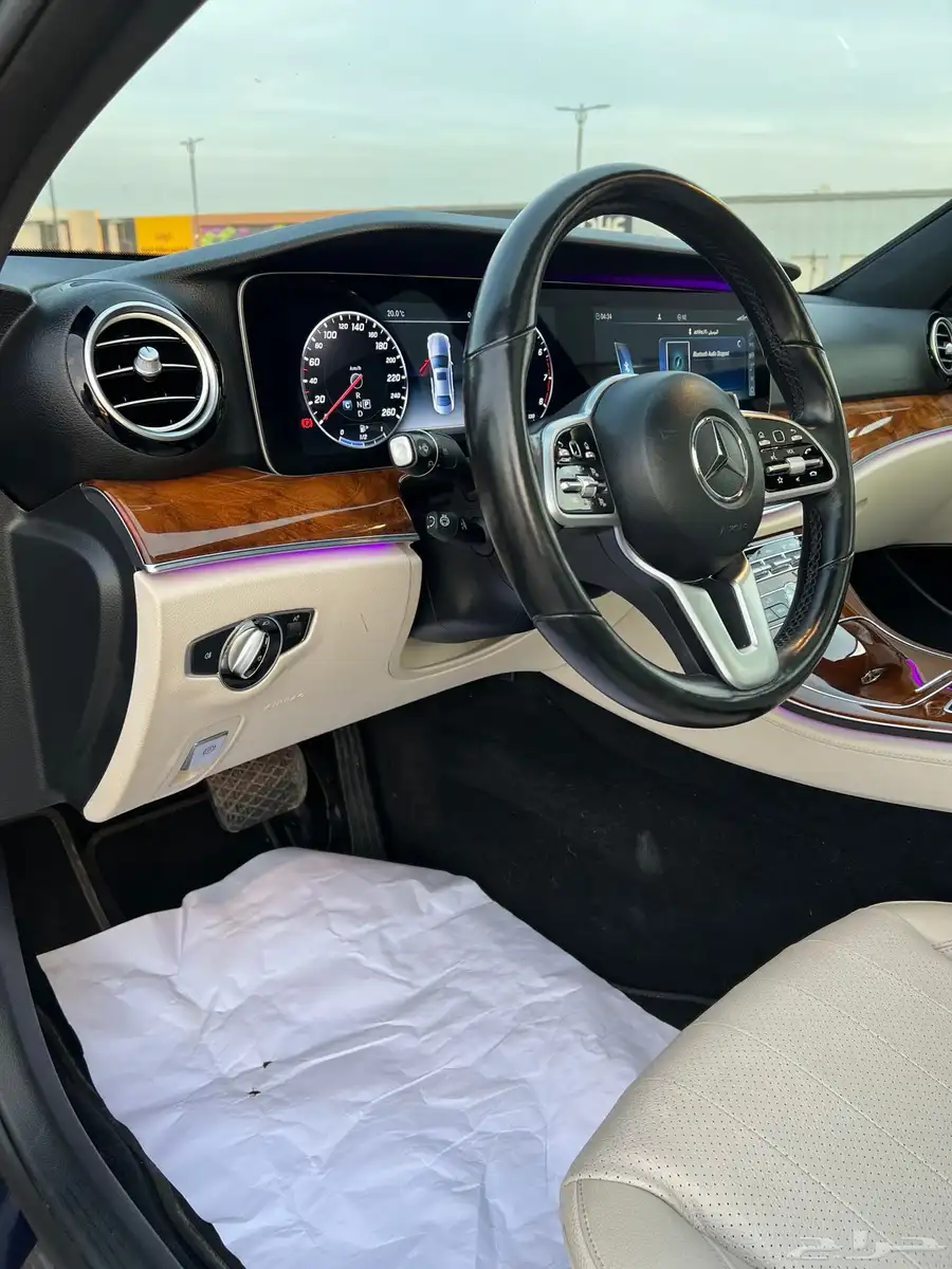 مرسيدس E450 سقف بانورما 2019 37