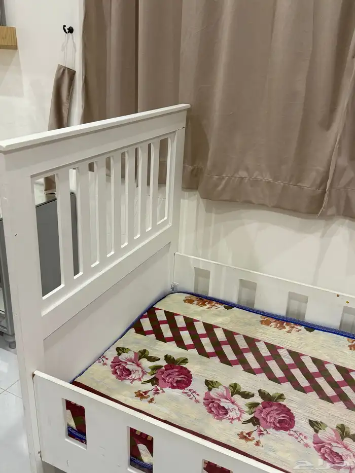 سرير اطفال 4