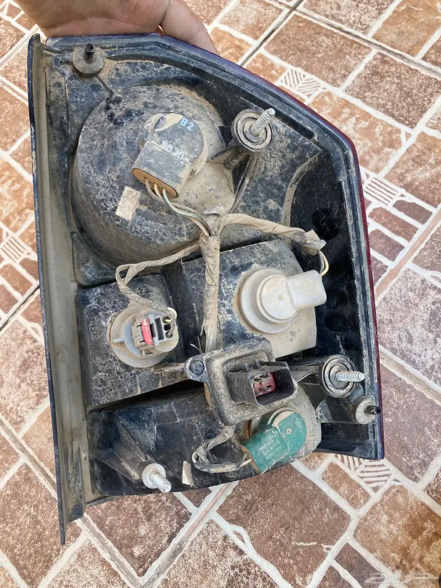 صطبات كليزر مع سماعه تنحط بالشنطه 3