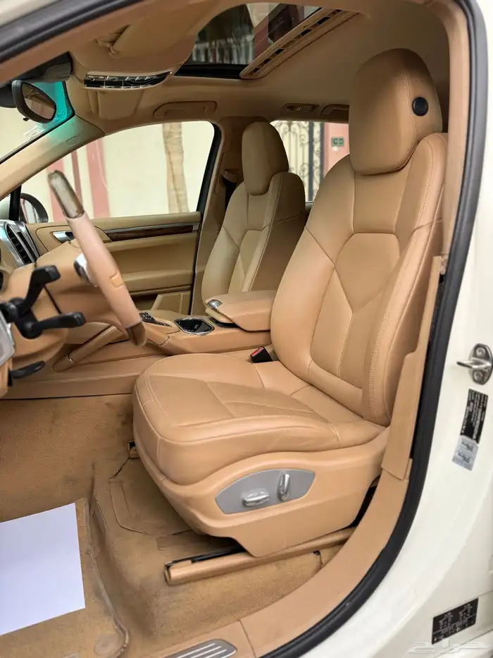 Porsche Cayenne S 2011 8