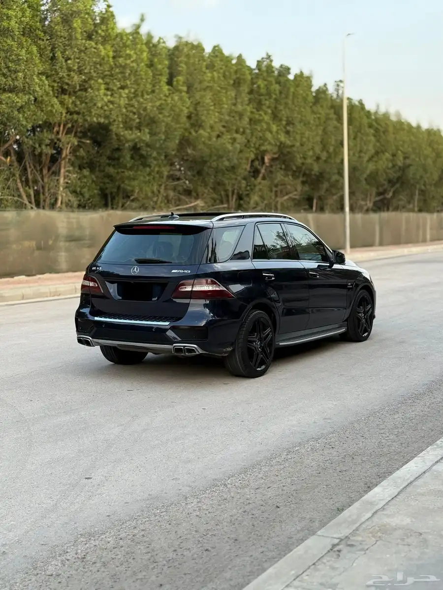 MERCEDES ML63 2013 4