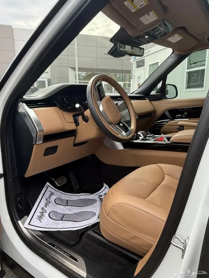 للبيع رانج روفر فوج فئه Auto موديل 2023 بسعر خرافي وارد كند 9
