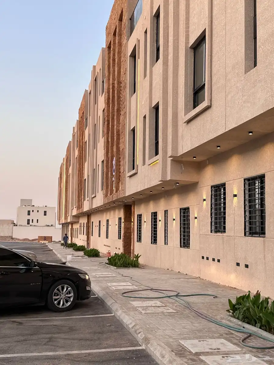 شقق تمليك حي ديراب ضمانات 25 سنة تبدا الاسعار 450 000 2