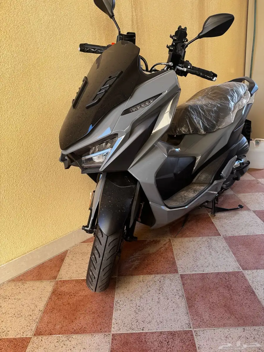 للبيع دباب SyM 200 بحالة الوكاله 0