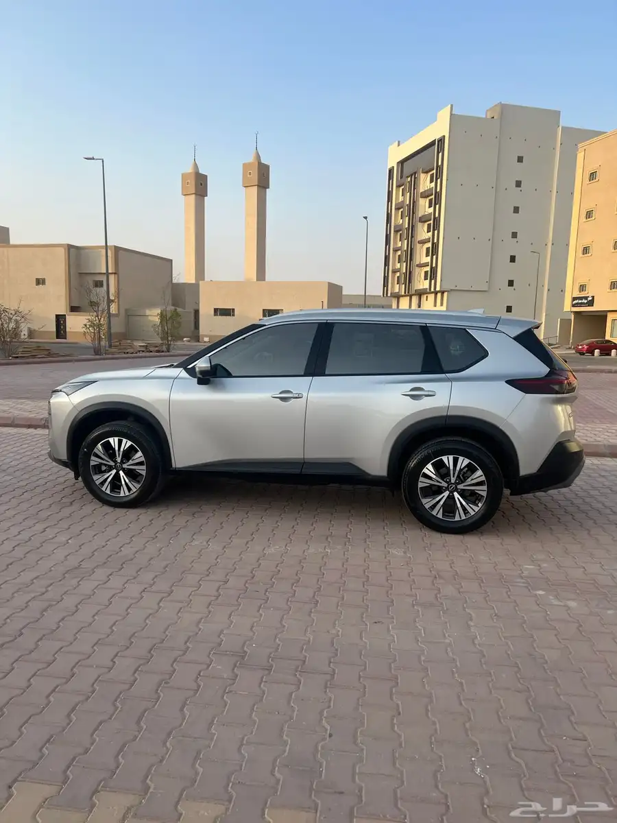 نيسان اكس تريل 2024 ماشي 11000 كيلو 19