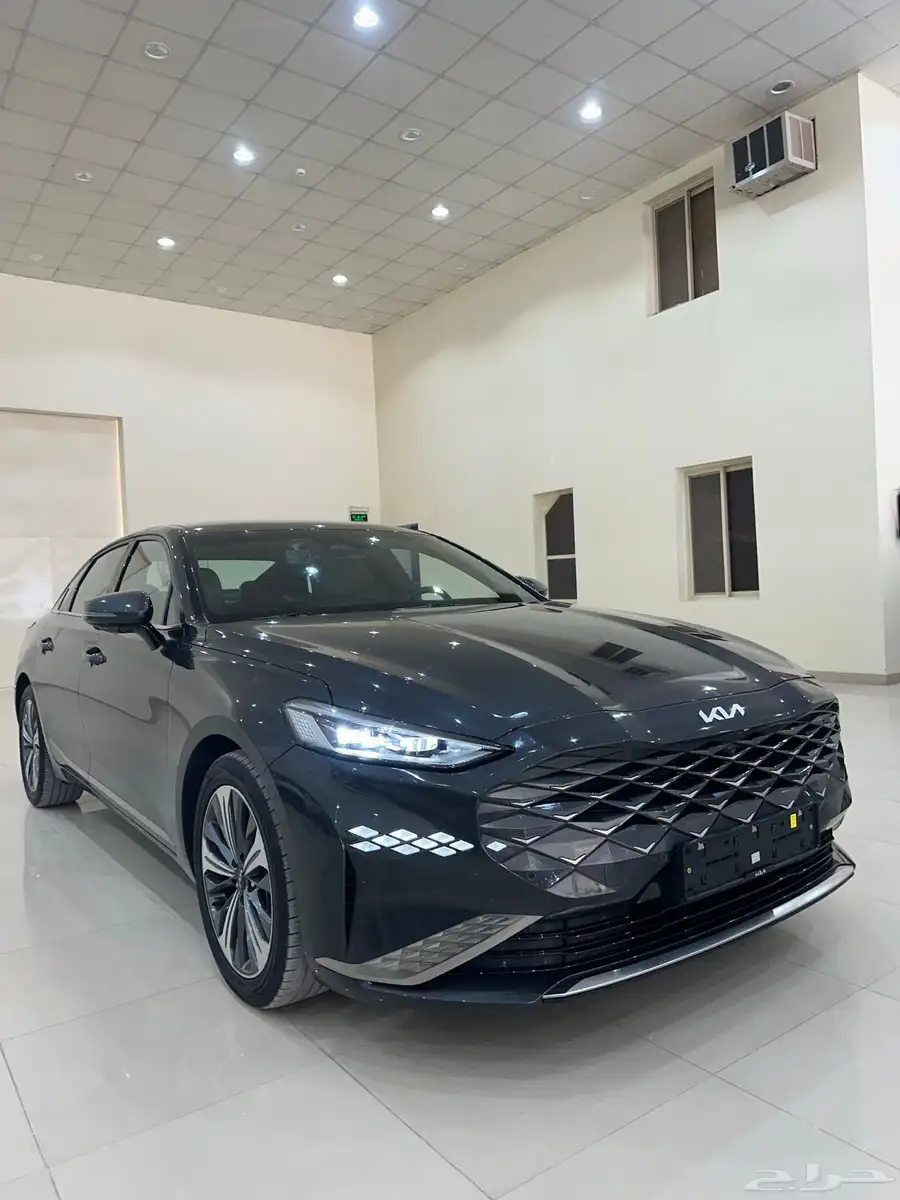 كيا K8 نص فل 6 سليندر2022 نص فل عداد السياره 52 الف 1