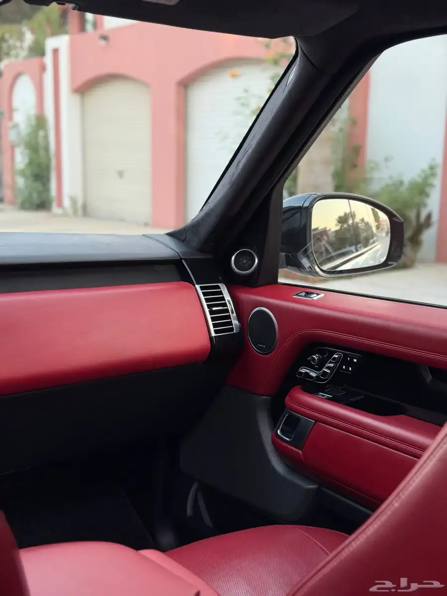 RANG ROVER AUTOBIOGRAPHY 2020 39