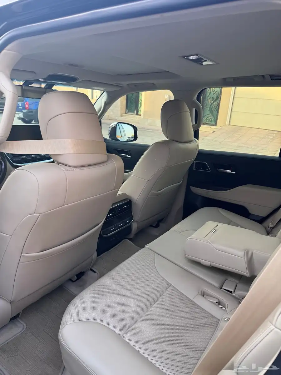 لاندكروزر vxr 2023 خليجي فل 4