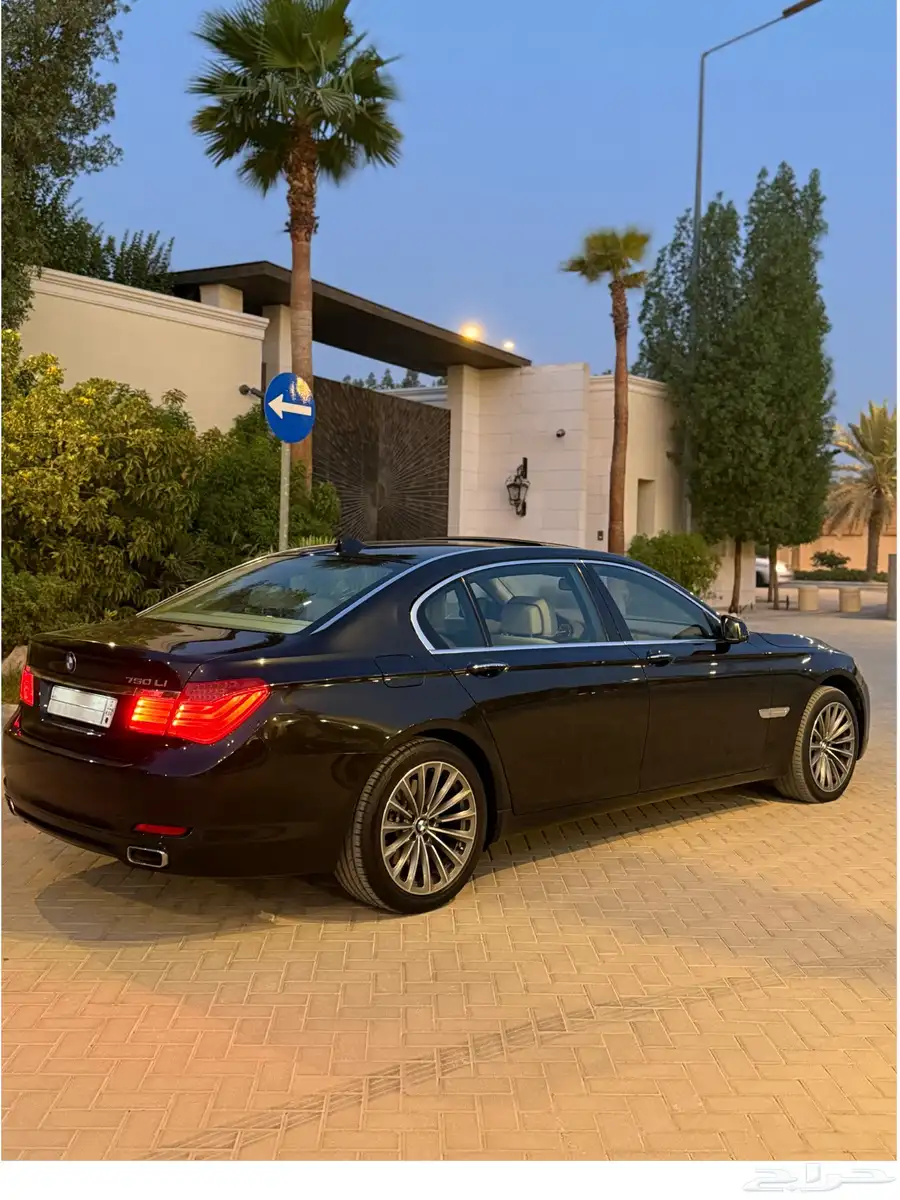 بي ام دبليو 730Li معدله خارجي 750 مخزنه عداد قليل 7