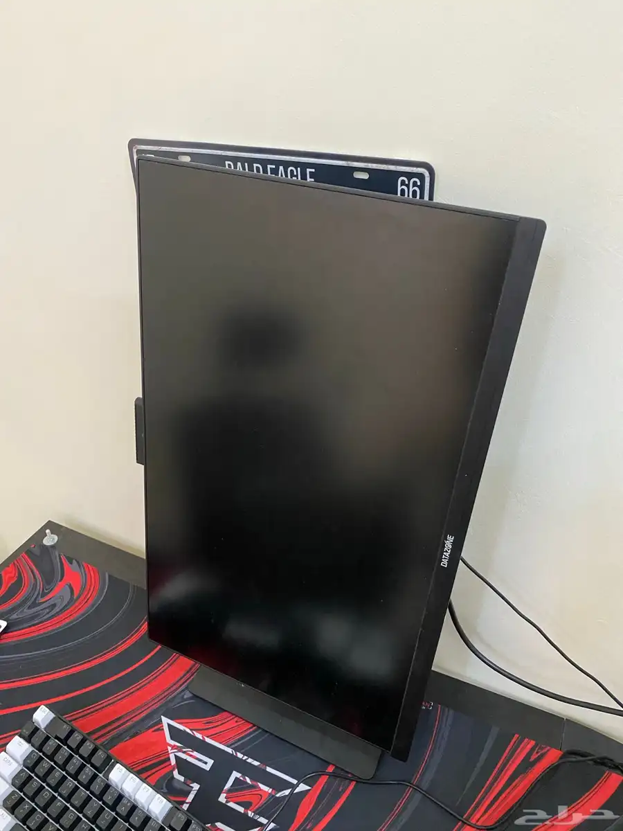 شاشة قيمنق جديده 165هيرتز مع كميره 2