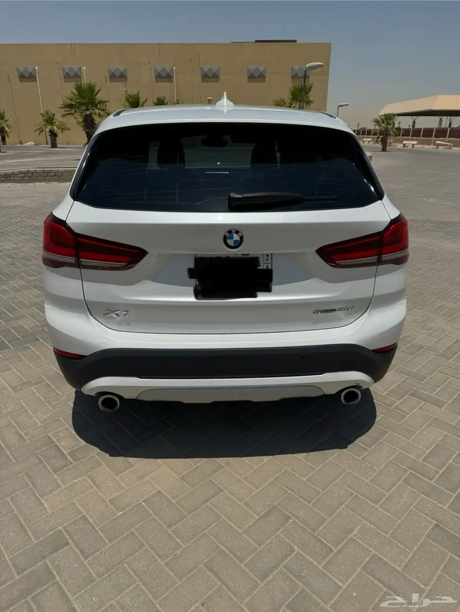 BMW X1 SDrivre 20i سيارة بي ام موديل 2019 1