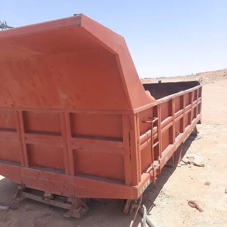 صندوق قلاب عايدي كامل بغراضه نظيف 0