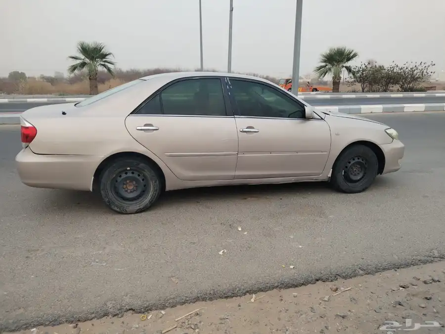 كامري 2005 نضيفة للبيع 0