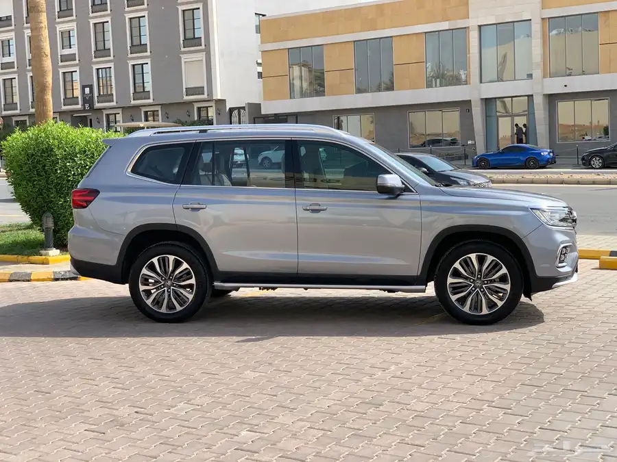 MG 2020 رمادي نظيف اعلى فئة RX8 3