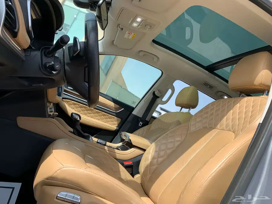 MG 2020 رمادي نظيف اعلى فئة RX8 5