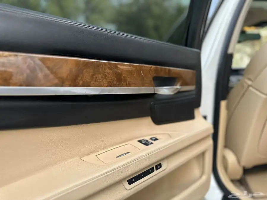 للبيع BMW 750LI 19