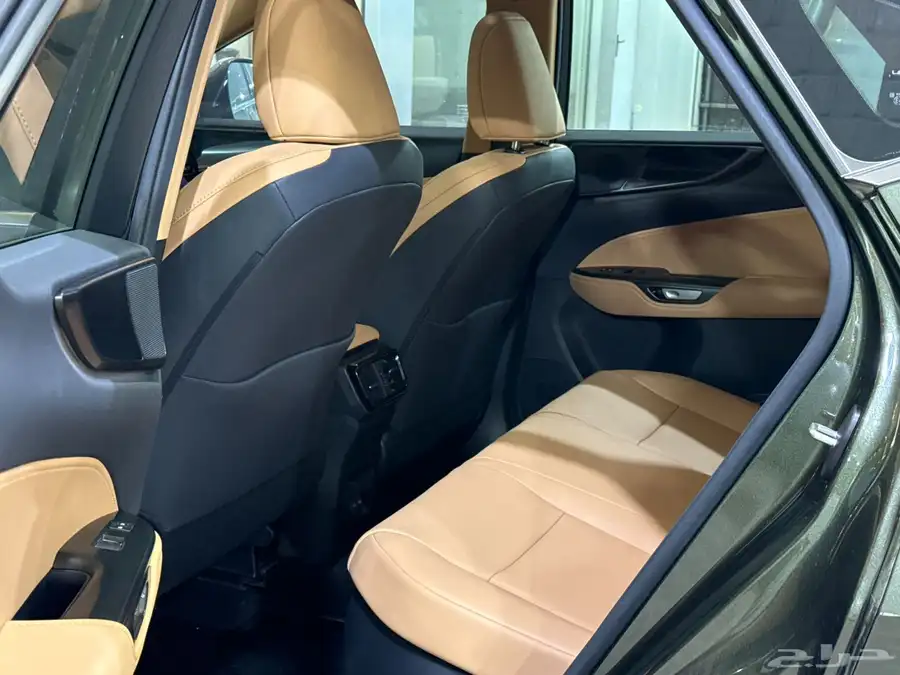 لكزس - NX350 h - 2025 - سعودي - ممشى 4K ( بحالة الوكالة ) 19
