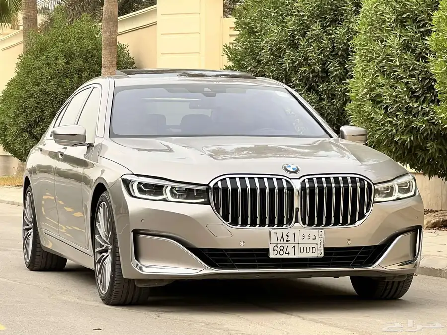 بي ام دبليو 730Li موديل 2022 بحالة الوكاله 0