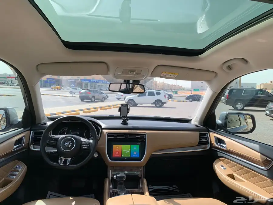 MG 2020 رمادي نظيف اعلى فئة RX8 11