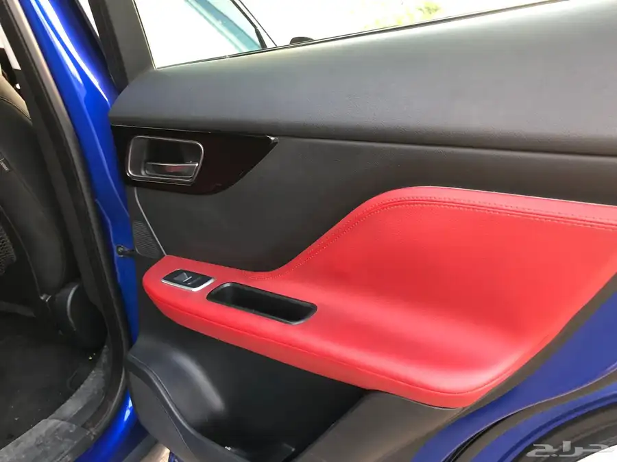 جاكوار F pace R sport 2018 10
