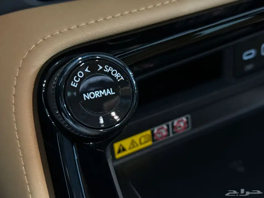 لكزس - NX350 h - 2025 - سعودي - ممشى 4K ( بحالة الوكالة ) 12
