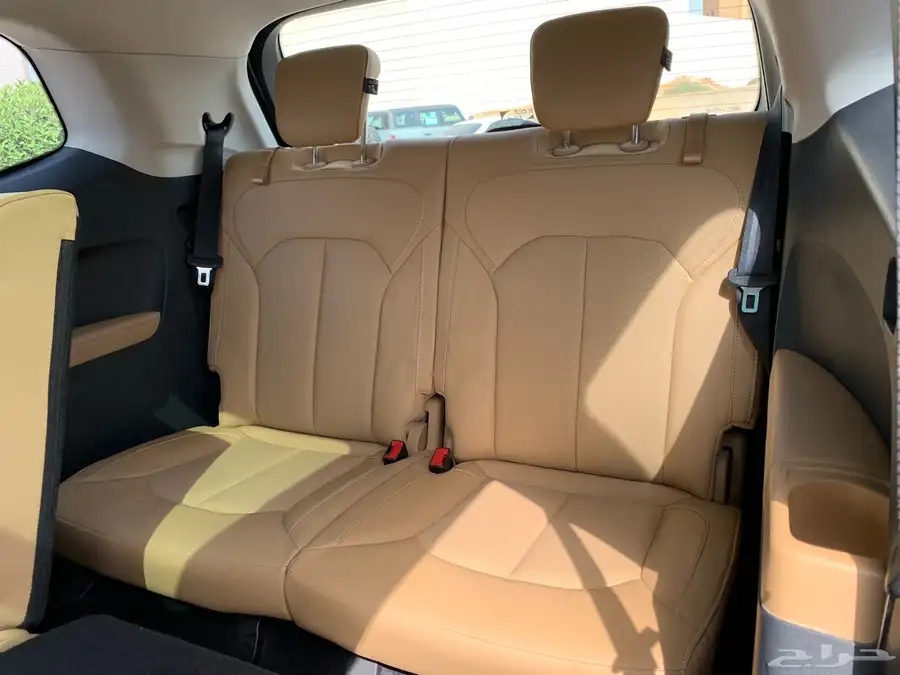 MG 2020 رمادي نظيف اعلى فئة RX8 9