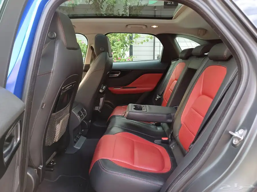 جاكوار F pace R sport 2018 8