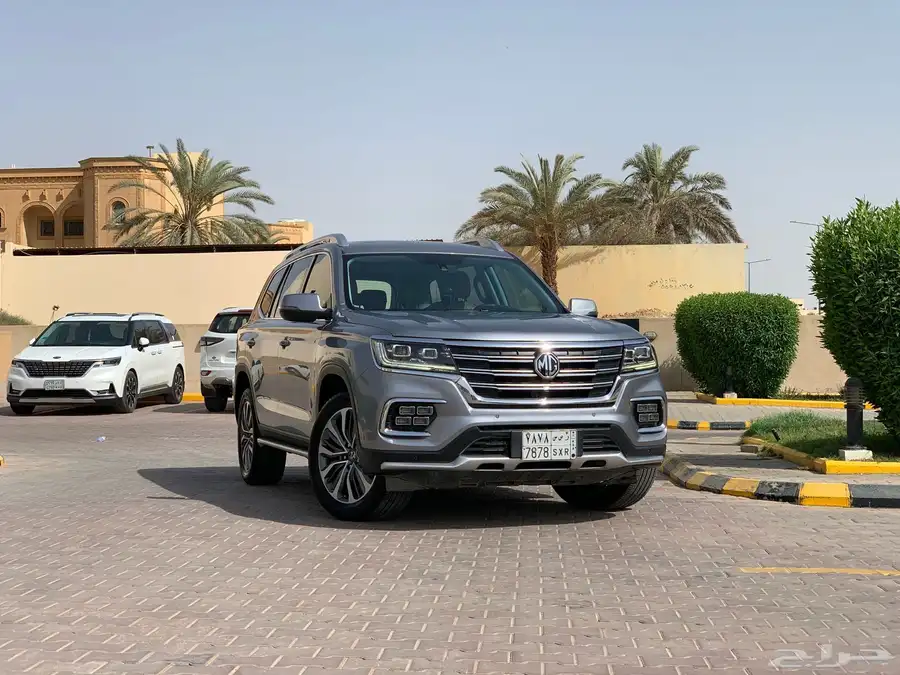 MG 2020 رمادي نظيف اعلى فئة RX8 1