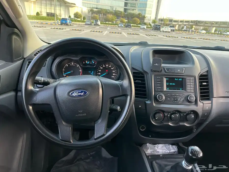 فورد رينجر ديزل موديل 2019 نظيف جدا 13