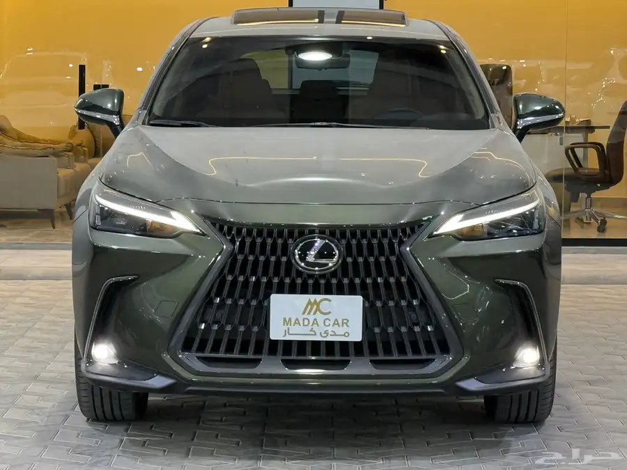لكزس - NX350 h - 2025 - سعودي - ممشى 4K ( بحالة الوكالة ) 1