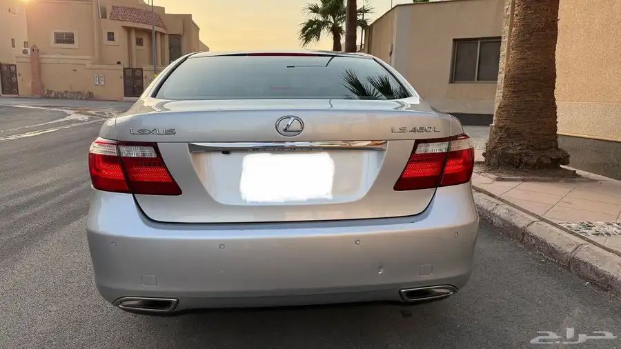 لكزس مخزن نظيف 3