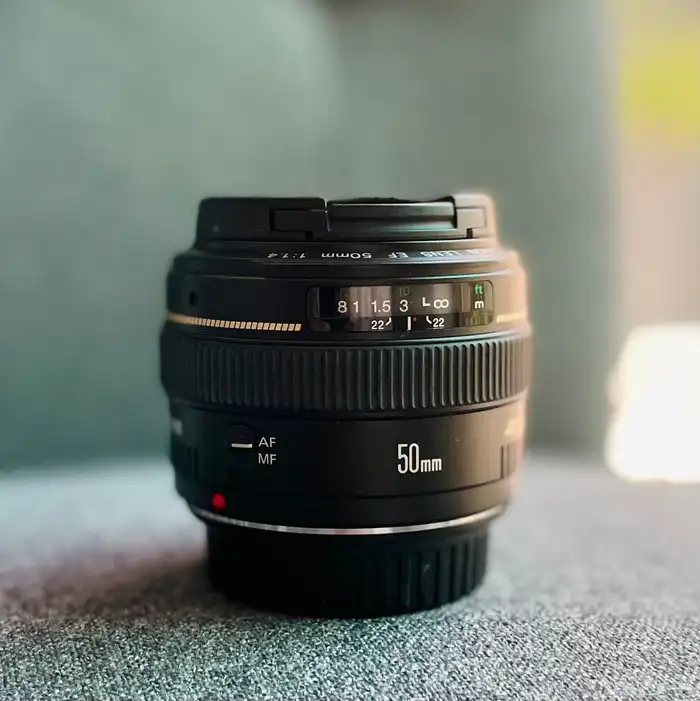 للبيع عدسة كاميرا كانون canon 50mm f1.4 0