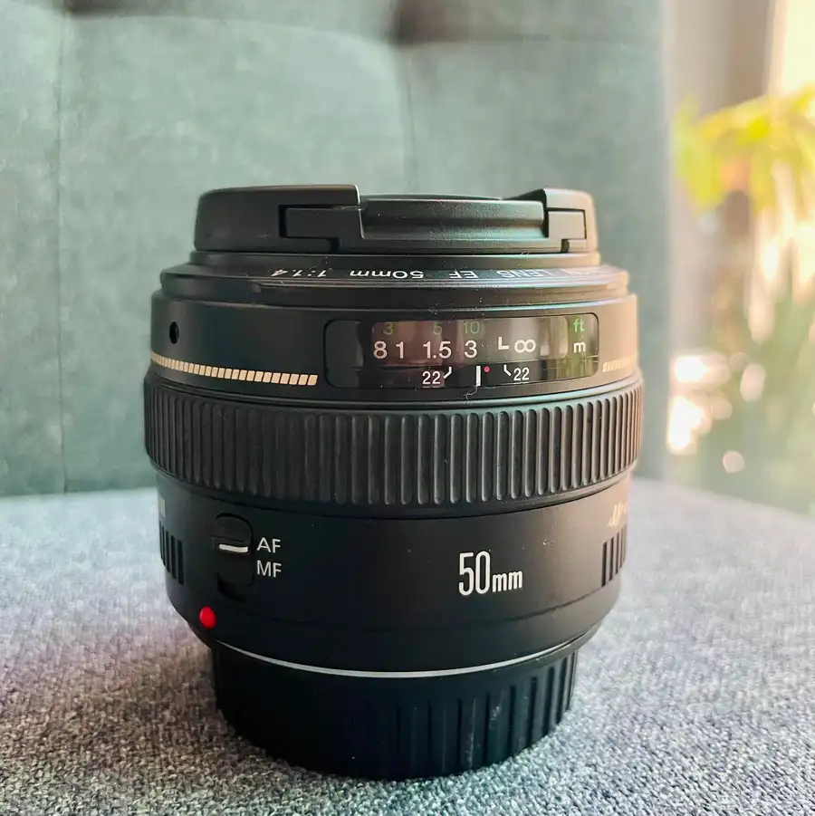 للبيع عدسة كاميرا كانون canon 50mm f1.4 1