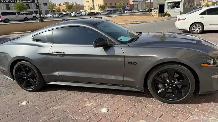 للبيع موستنق GT V8 2022 2