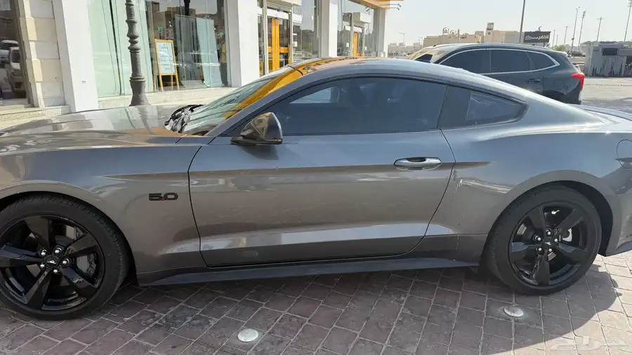 للبيع موستنق GT V8 2022 5