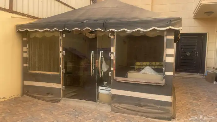 خيمة ملكيه للبيع بأي سعر 1
