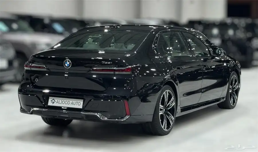 بي ام دبليو 735i M kit موديل 2026 فل كامل أندفجول جديد. 4