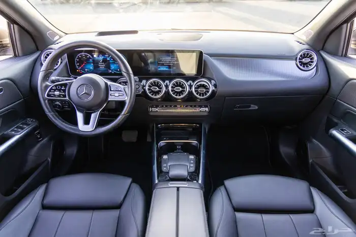 2021 مرسيدس GLA250 اعلى مواصفات بطاقة جمركية 24