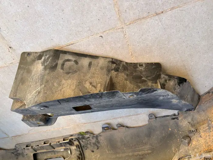 صدام لاندكروز خلفي طويل 2023 13