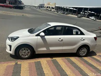 كيا بيجاس استندر جنوط مثبت سرعه 2025 ابيض رصاصي عرض خاص 3