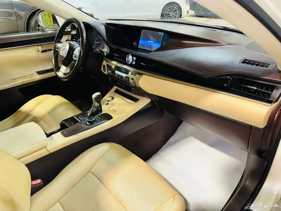 لكزس 2016 ES350 (بحاله ممتازه ) 7