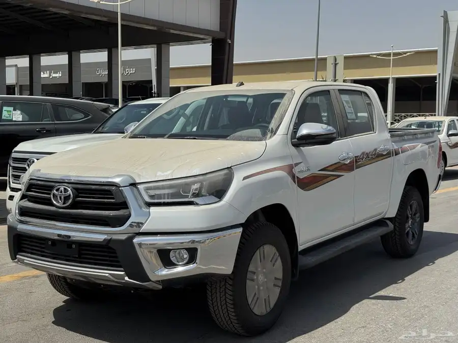 هايلوكس 2025 بريمي GLXS بنزين توماتيك 1
