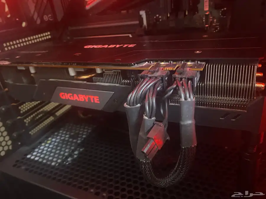 كرت شاشه gigabyte rx 5700xt oc edition 2