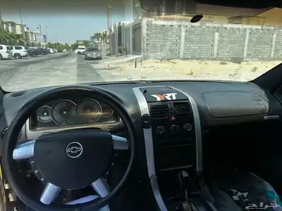 هولدن لومينا 5