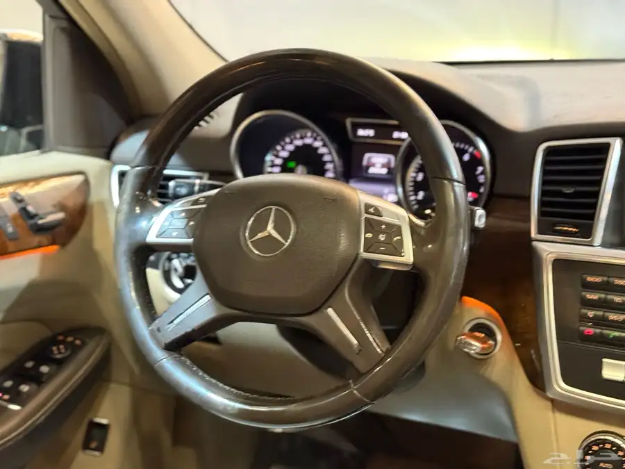 مرسيدس ML400 2015 (( بحالة ممتازة )) 18