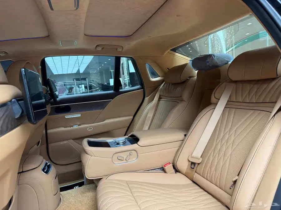 Genesis G90 Platinum 2025 V6 7